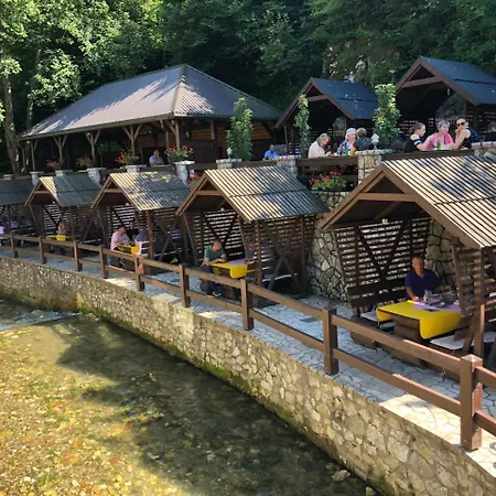 Fs * Hadžići